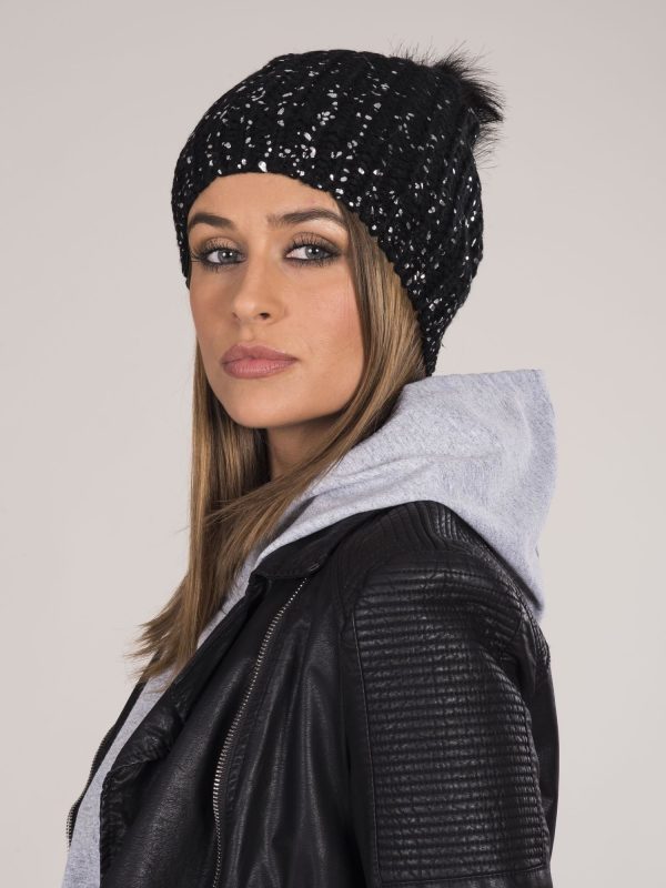 Wholesale Women's winter hat with pompom black