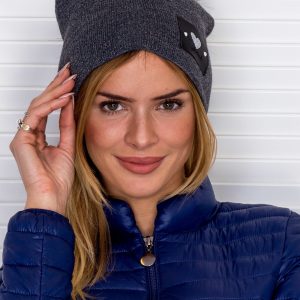 Wholesale Beanie hat with pompom and heart Patch dark grey