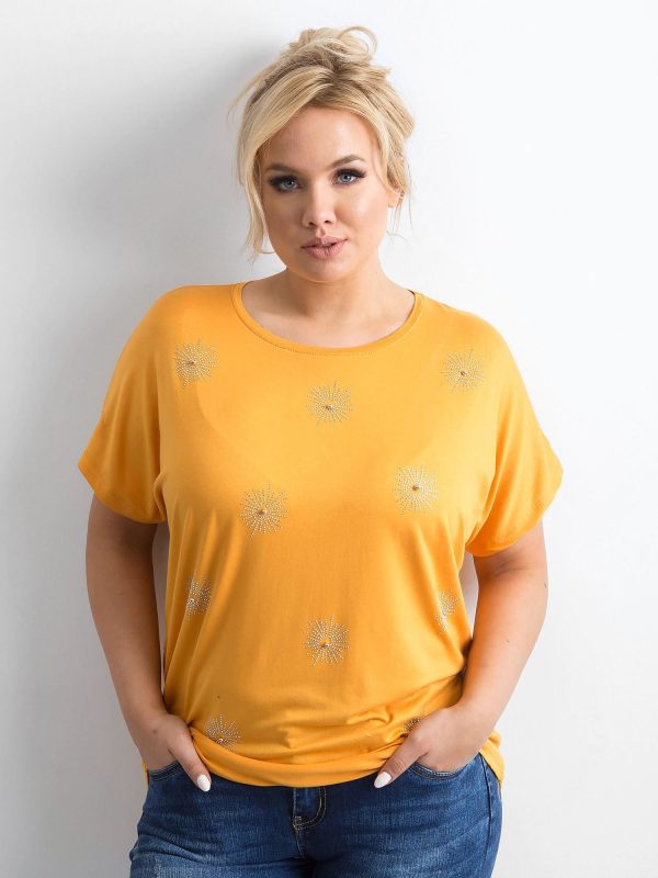 Wholesale Women's Plus Size T-Shirt with Applique Yellow