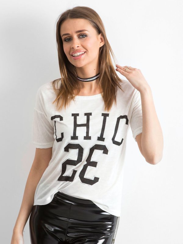 Wholesale Ecru t-shirt with the inscription CHIC 23