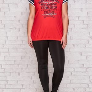 Wholesale T-shirt with dark coral print PLUS SIZE