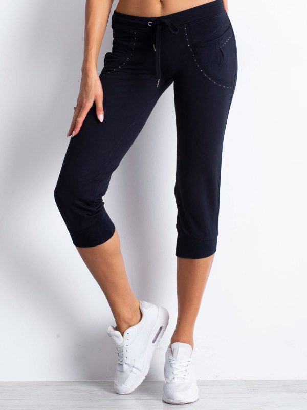 Wholesale Navy blue capri sweatpants with applique at the pockets