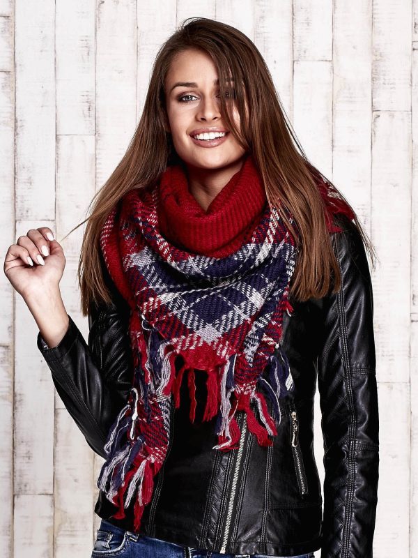 Wholesale Red knitted scarf with fringes