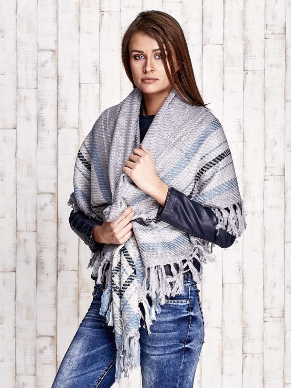 Wholesale Ecru-blue knitted scarf with fringes