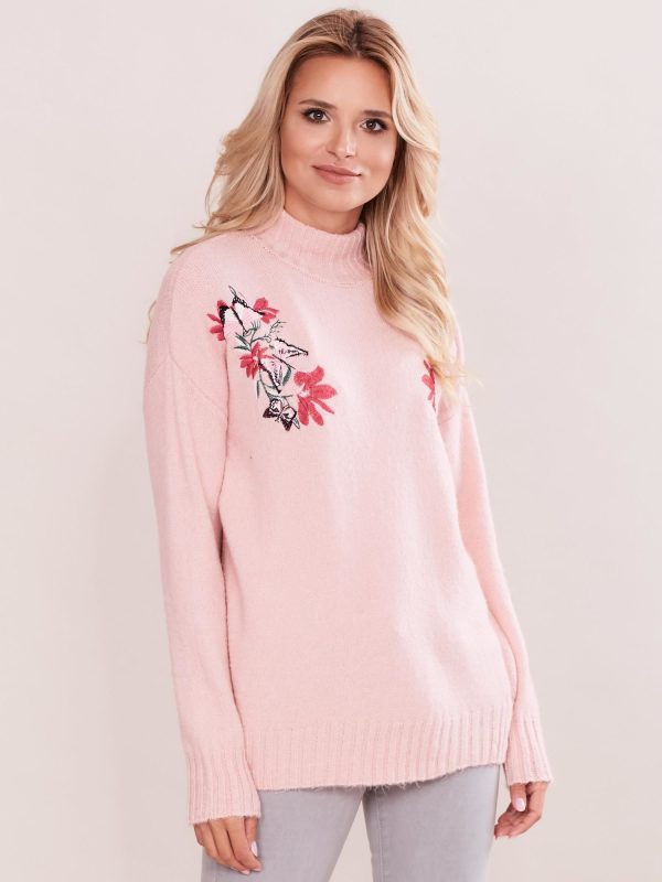 Wholesale Light pink turtleneck sweater with embroidery