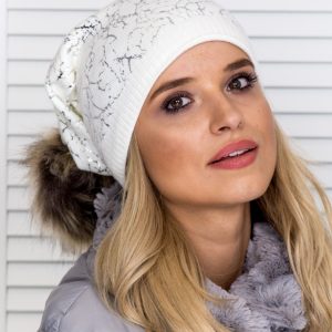 Wholesale Insulated hat with pompom and silver ecru pattern