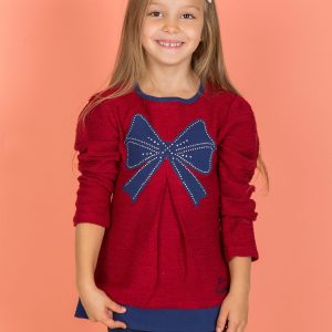 Wholesale Burgundy sweater for a girl with a badge