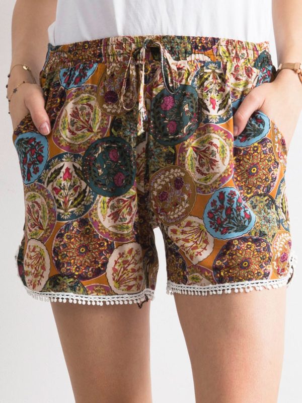 Wholesale Boho shorts with folk print brown