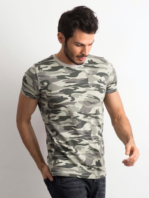 Wholesale Men's T-shirt with military print