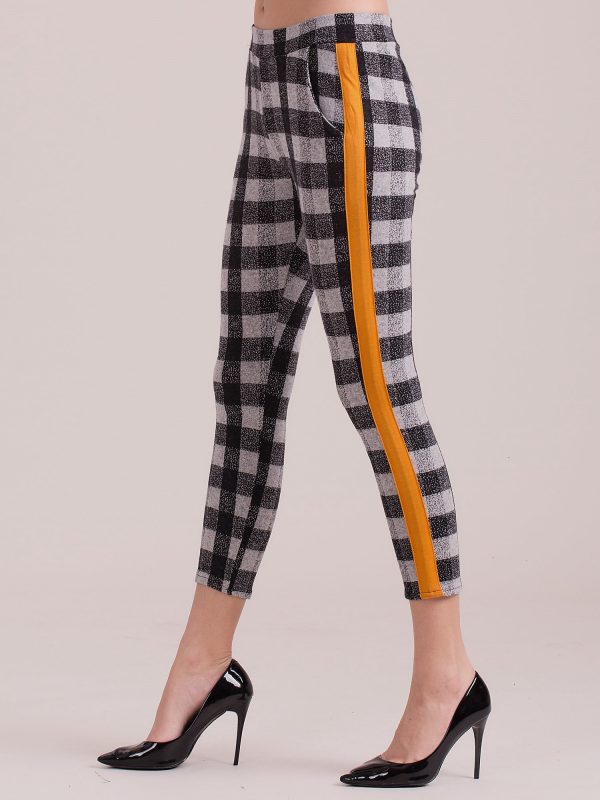 Wholesale Plaid trousers with orange stripes