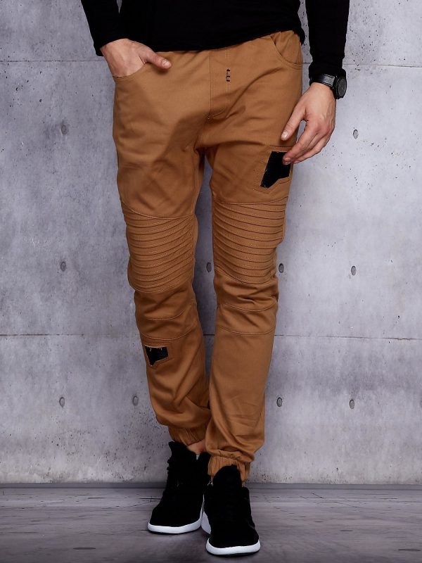 Wholesale Beige jogger pants for men with stitching and patches