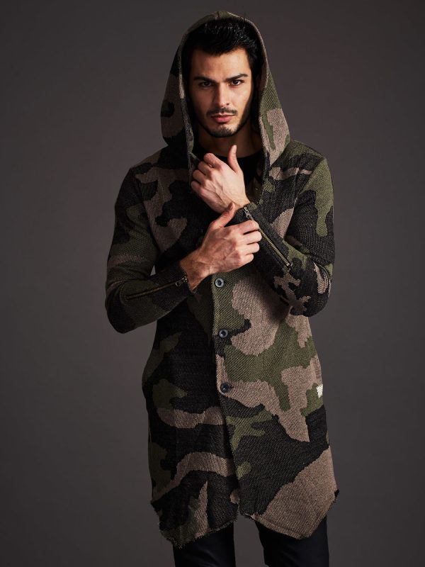 Wholesale Khaki men's camo sweater with asymmetrical clasp