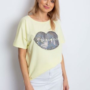 Wholesale Yellow t-shirt with lip motif