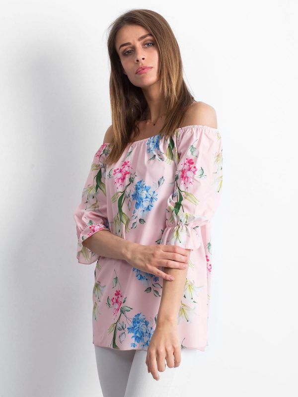 Wholesale Blouse light pink with Spanish floral neckline