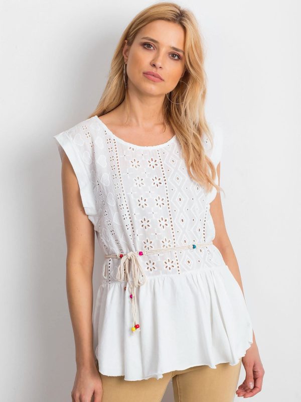 Wholesale White boho blouse with decorative belt