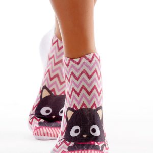 Wholesale Women's short socks in zigzags with cat motif