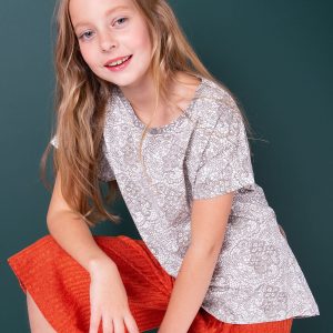 Wholesale Ecru t-shirt for girl with floral print