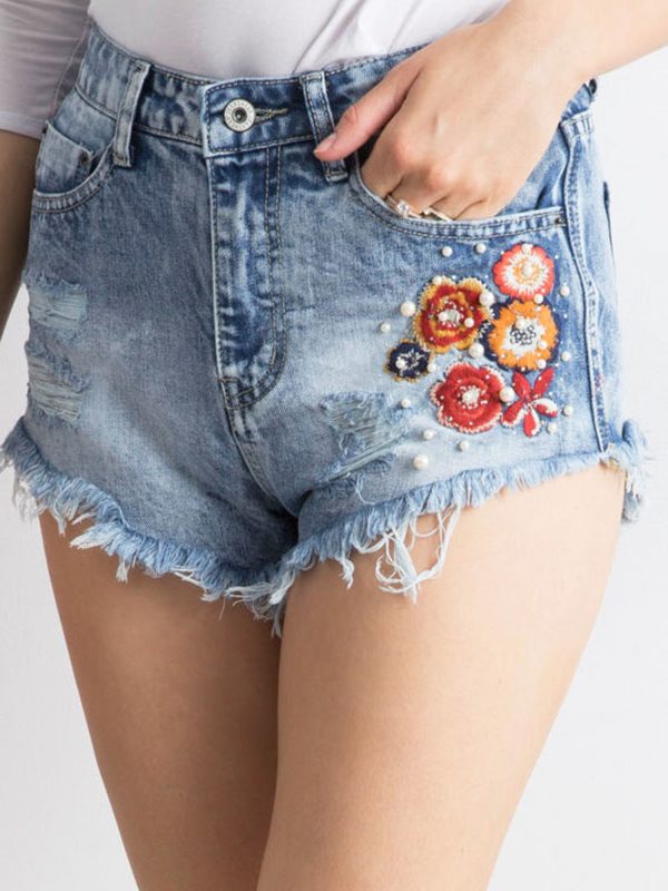 Wholesale Blue frayed denim shorts with applique