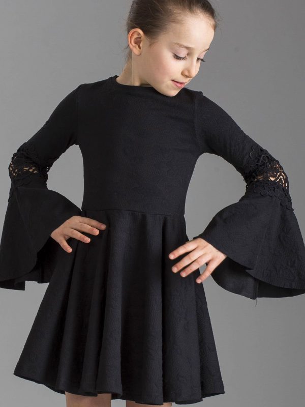 Wholesale Black dress for girl with wide sleeves