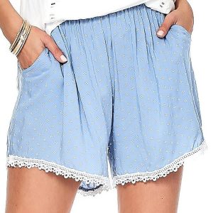 Wholesale Light blue shorts with fine patterns