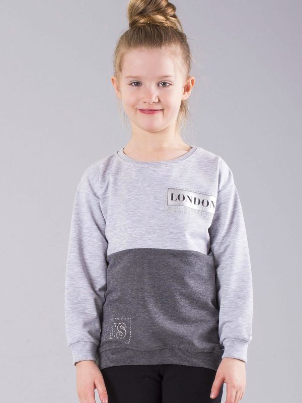 Wholesale Gray girl sweatshirt with inscriptions and rhinestones