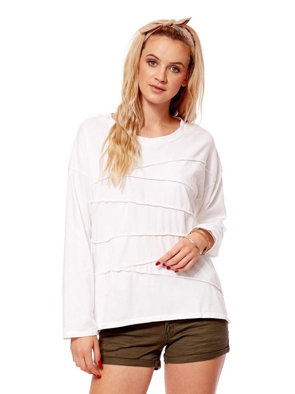 Wholesale White blouse with asymmetrical stitching