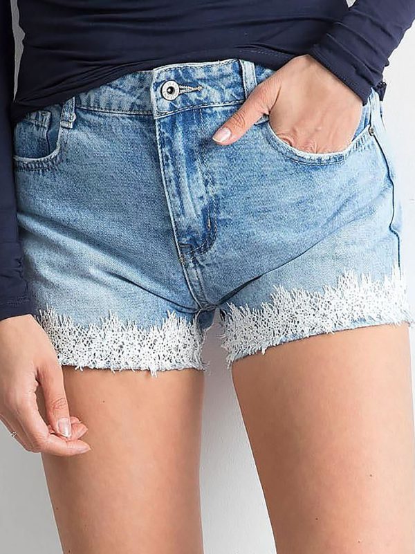 Wholesale Blue denim shorts with applique