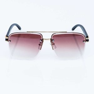 Wholesale Elegant Men's Sunglasses With Wood Motif Temple