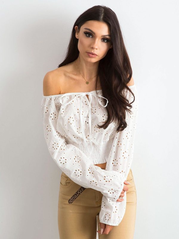 Wholesale White openwork blouse with long sleeves