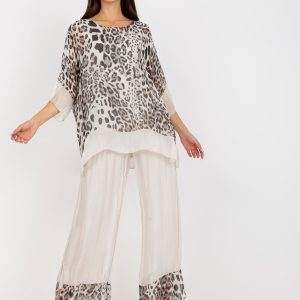 Wholesale Light beige silk leopard print blouse with 3/4 sleeves