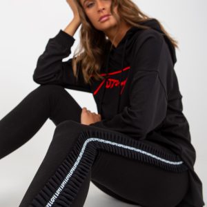 Wholesale Black casual leggings with lettering on the legs