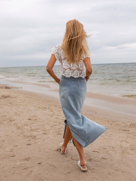 Long denim skirt with belt