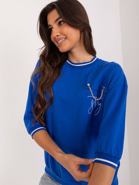 Casual blouse with appliqué